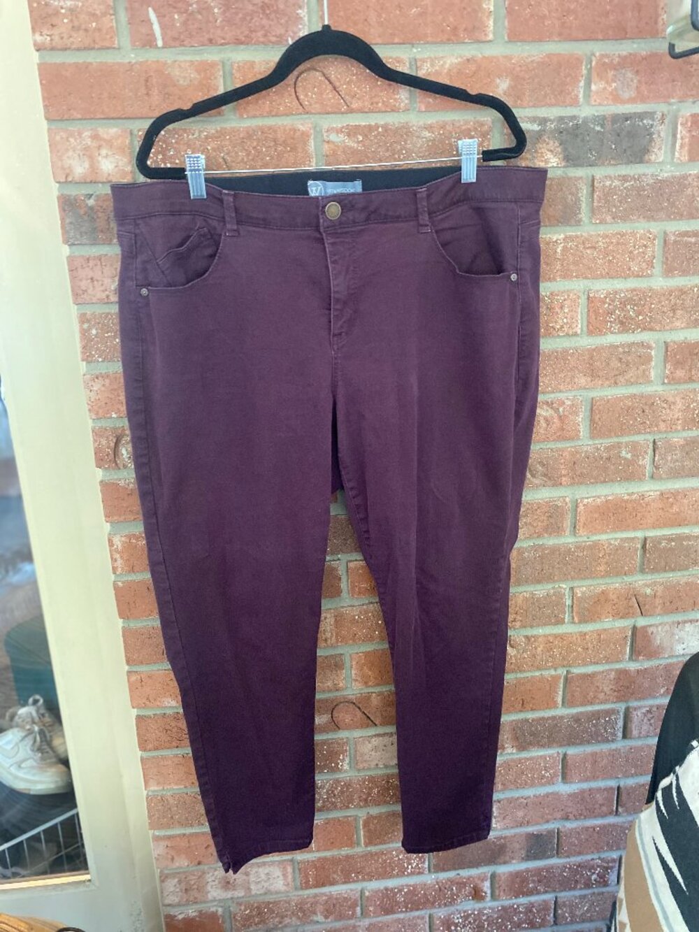 Wit and Wisdom Burgundy Skinny Jeans